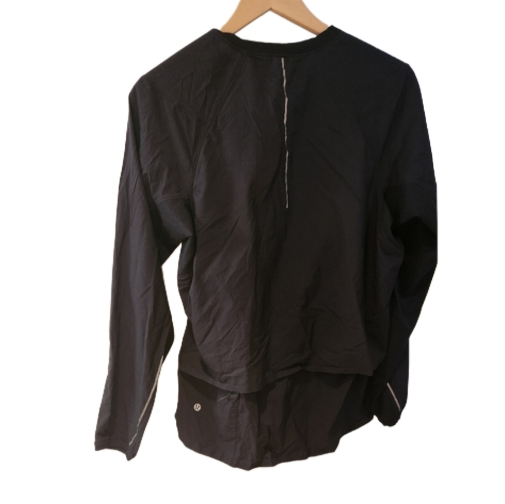 Lululemon Small Waterproof‎ Long Sleeve Top